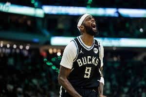 3年4400万！经纪公司官宣：波蒂斯和雄鹿重新签下一份多年合同