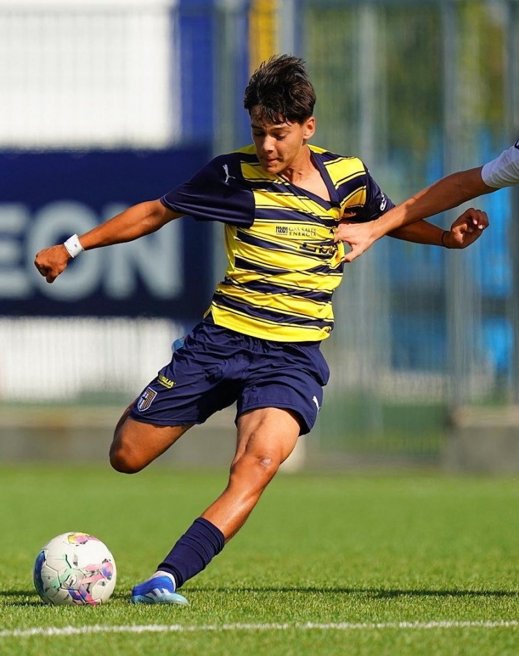 B体育必一运动-记者：多特、尤文和拜仁密切关注帕尔马16岁前锋塔利恩特