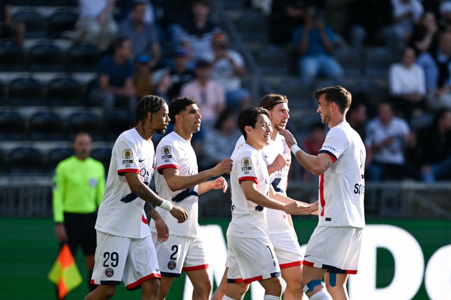 [图]法甲-贝拉尔多传射 十人巴黎3-0昂热联赛2连胜